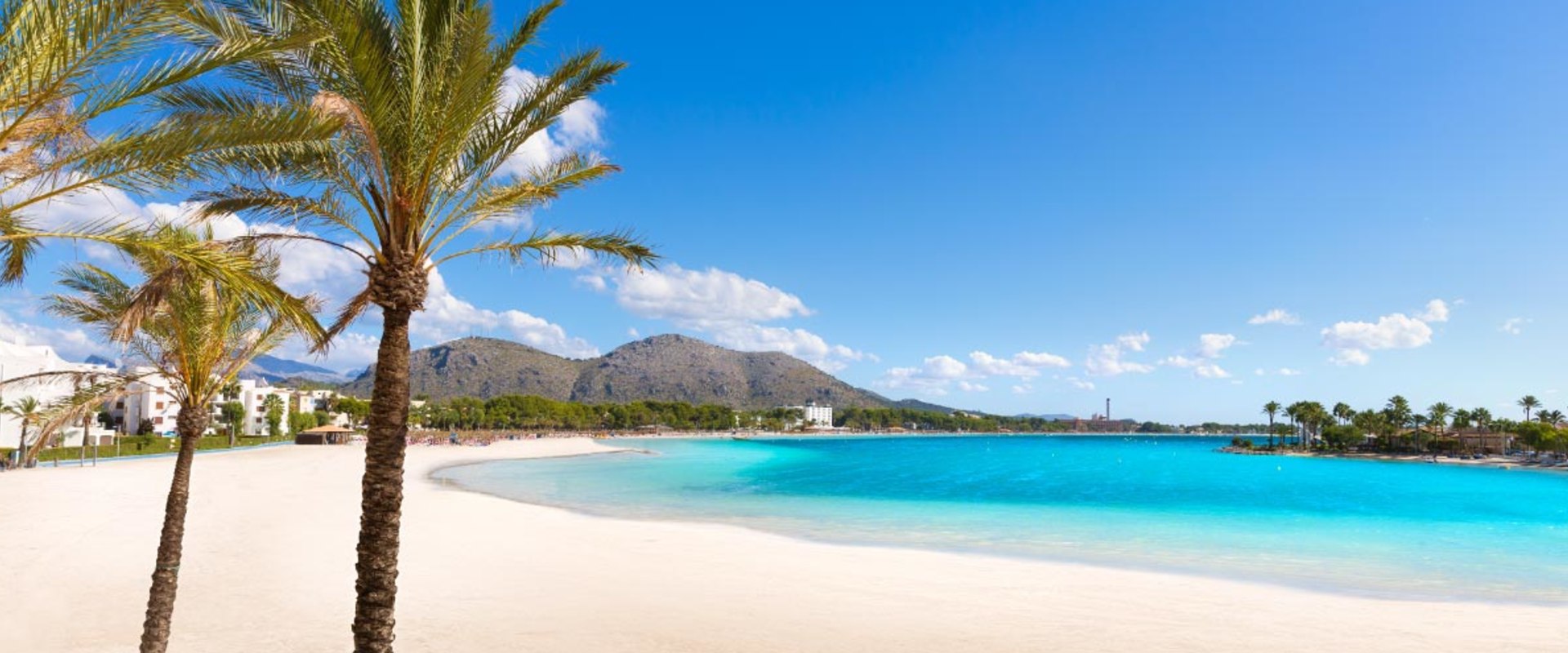 Is spain known for its beaches?